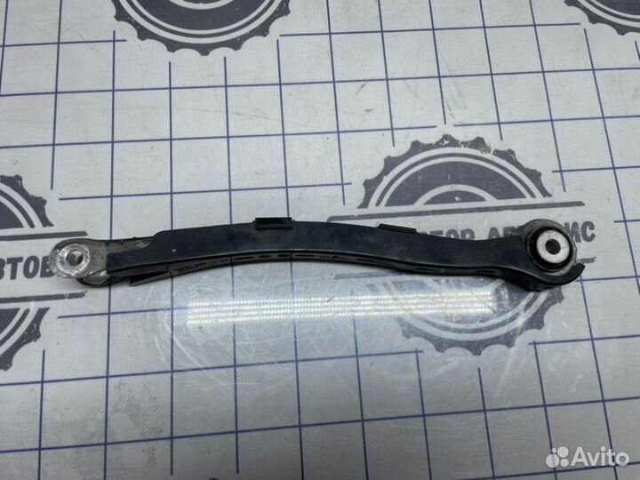 Рычаг подвески верхний задний правый Mercedes-Benz