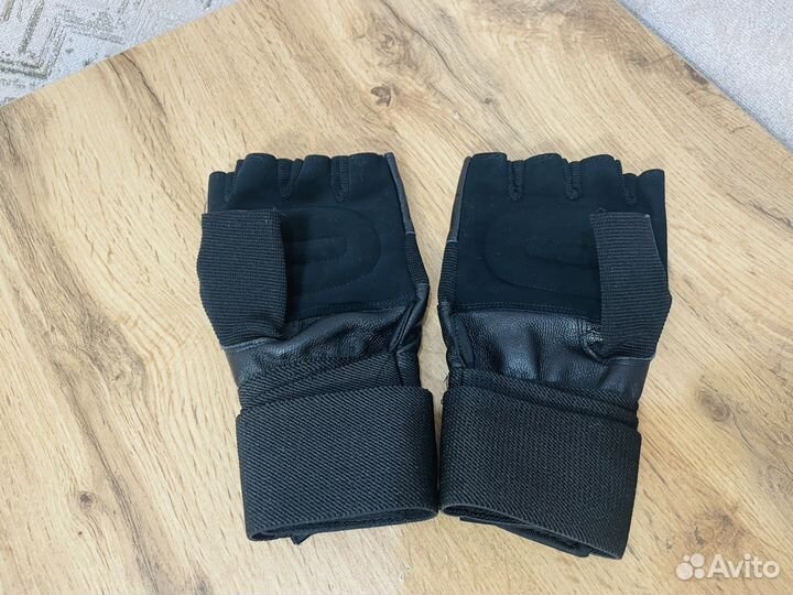 Перчатки без пальцев кожа