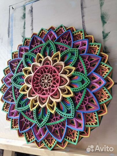 Настенный декор - панно мандала из дерева