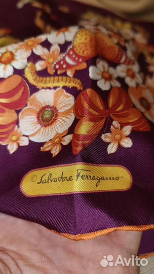 Шёлковый платок Salvatore Ferragamo шейный платок