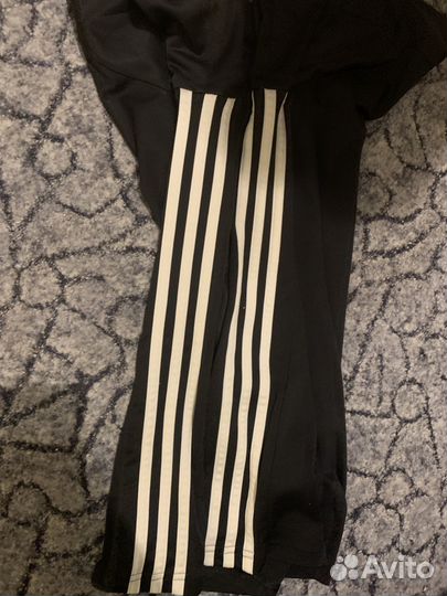 Футболка adidas
