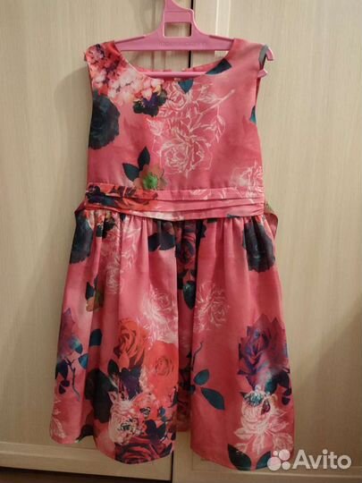Платье для девочки нарядное