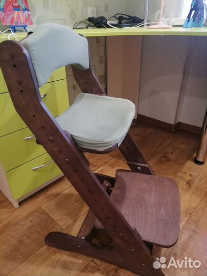 Детский растущий стул