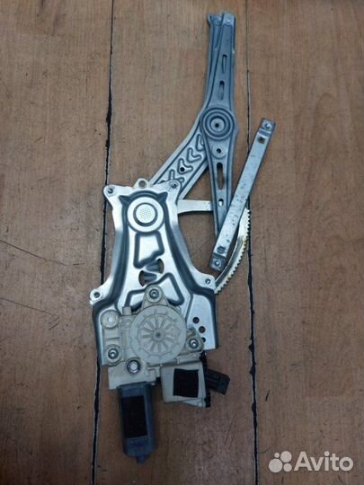 Стеклоподъемник передний правый Opel Vectra C