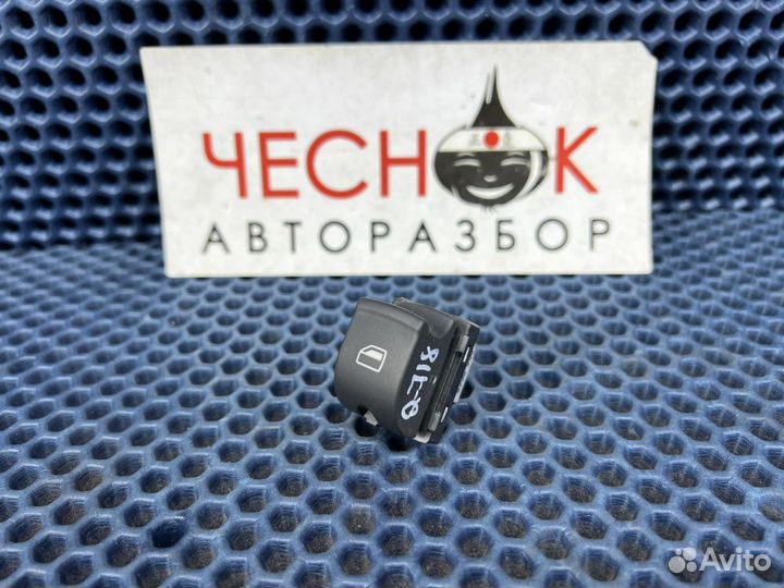 Кнопка / клавиша стеклоподъемника Audi Q7 4L