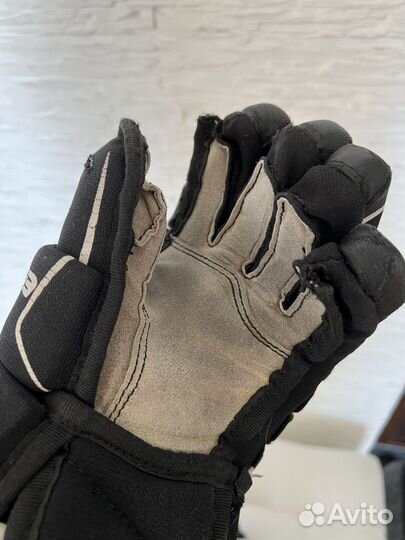 Краги хоккейные