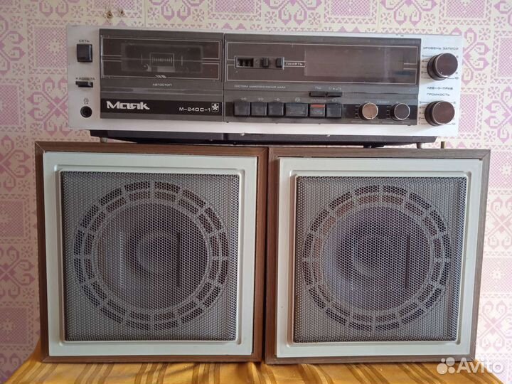 Кассетный магнитофон Маяк М240С-1 б/у