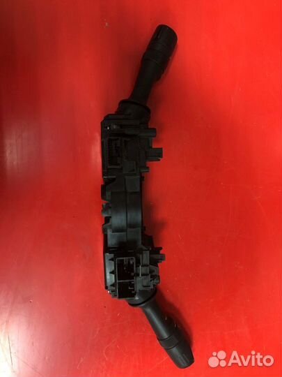 Подрулевой переключатель Toyota Camry