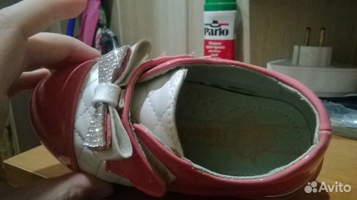 Продам детские туфли