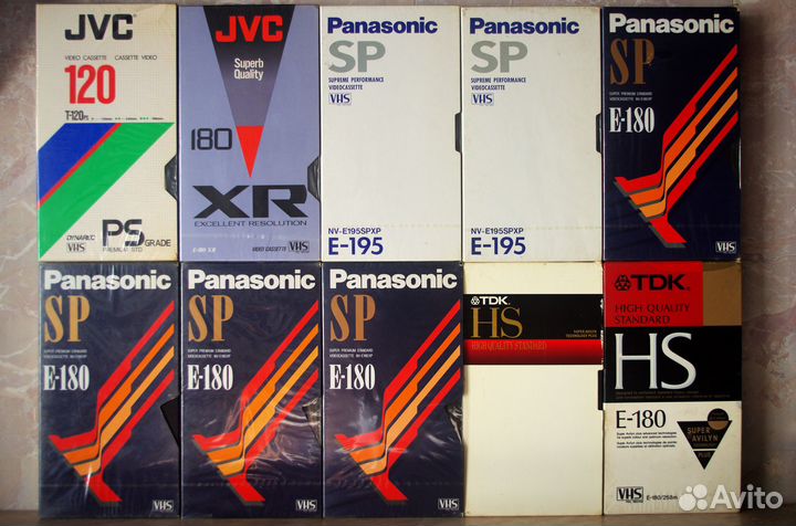 VHS и VHS-C видеокассеты