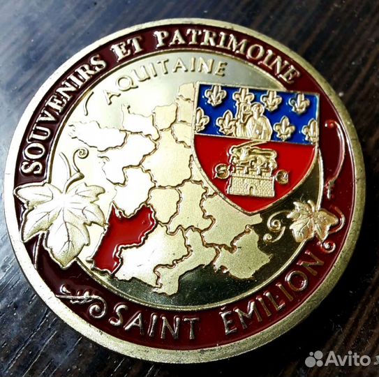 Сувенирные монеты Франции. Соборы и Храмы