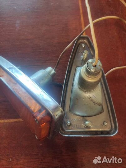 Поворотники задние от москвича 412