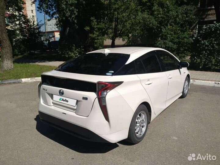 Toyota Prius 1.8 CVT, 2016, 130 000 км