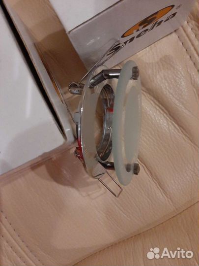 Светильник потолочный