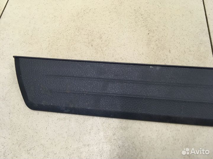 Накладка порога (внутренняя) Hi Lux 2015