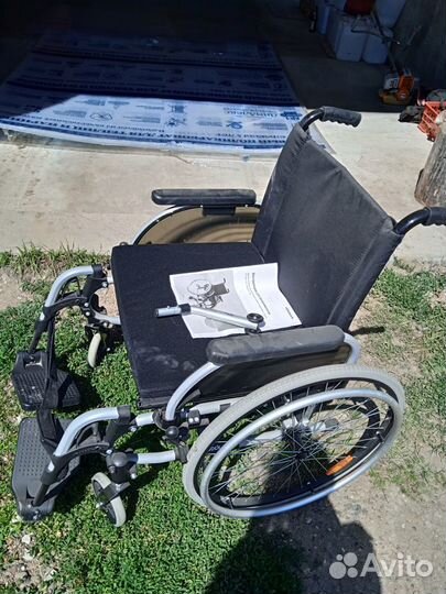 Инвалидная коляска