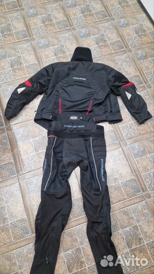 Мотокуртка