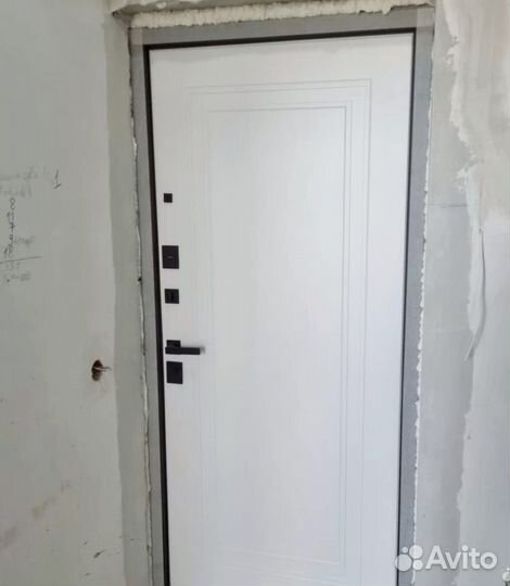 Дверь входная квартирная