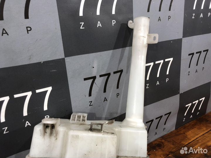 Бачок омывателя Kia Mohave (HM) 16-20 Б/У Оригинал