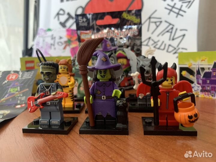 Lego минифигурки 14 серия