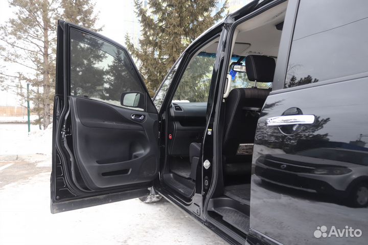 Nissan Serena 2.0 CVT, 2014, 115 000 км