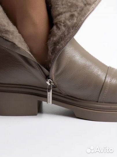 Сапоги женские натуральная кожа зима 41 размер нов