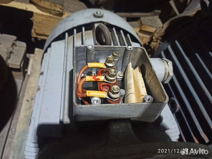 Электродвигатель 22квт. 3000об. фланец