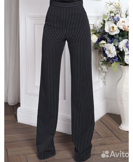 Брючный костюм женский