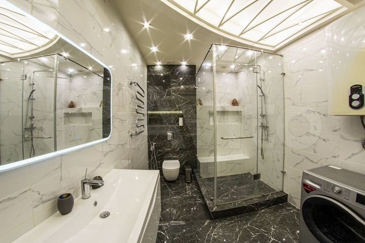 2-к. квартира, 110 м², 1/9 эт.