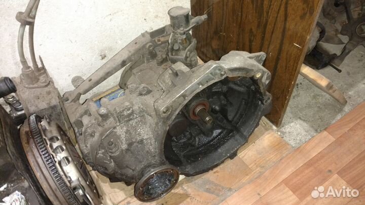 Коробка 5МКПП на Passat B3 и др. запчасти