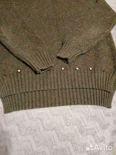 Свитер женский