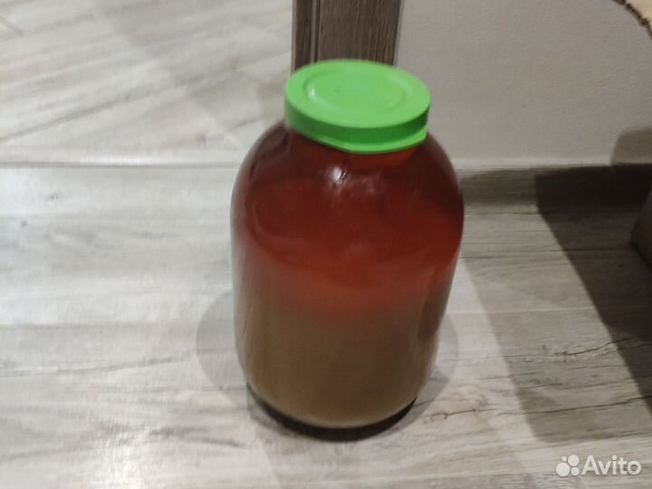 Продаю мёд 1000 за 3 литр