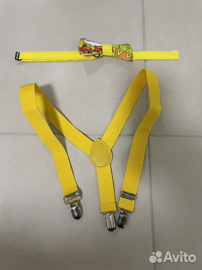 Подтяжки и бабочка