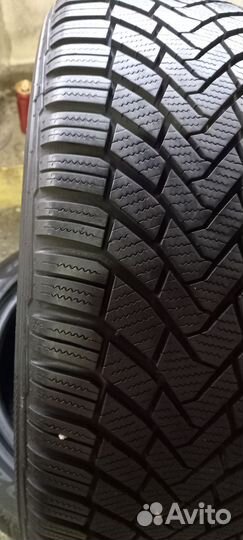Continental ContiWinterContact TS 850 225/50 R17 98H