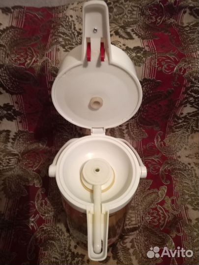 Термос с помпой