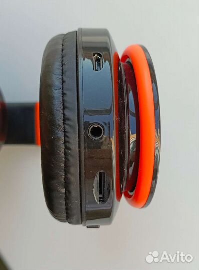 Беспроводные наушники