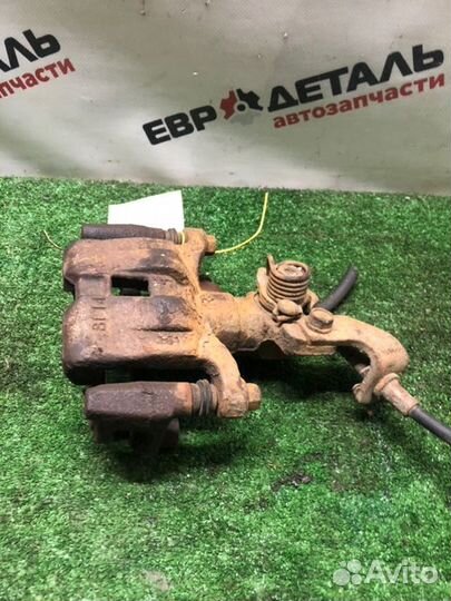 Суппорт тормозной задний правый Mazda 6 седан 2.0