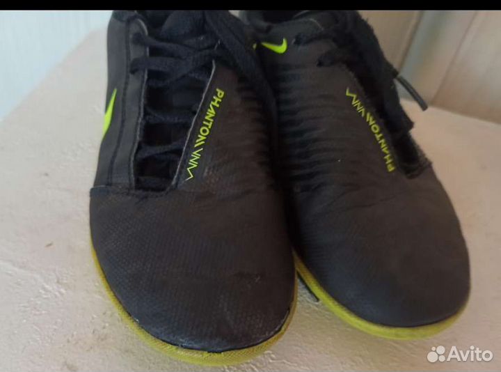 Футзалки Nike