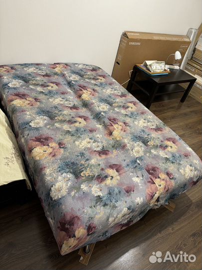 Диван книжка