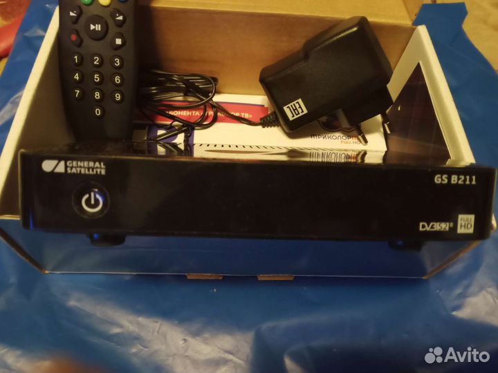 Ресивер триколор GS b211