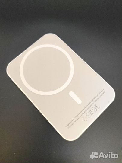 Power bank с беспроводной зарядкой