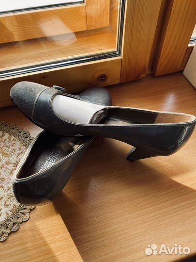 Туфли женские серые, разм,39 (натур.кожа и лак)
