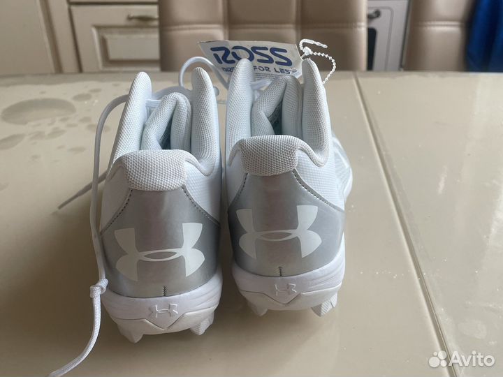 Бейсбольные спайки 36 under armour