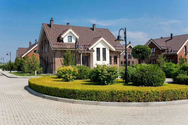 Дом 232 м² на участке 6,4 сот.