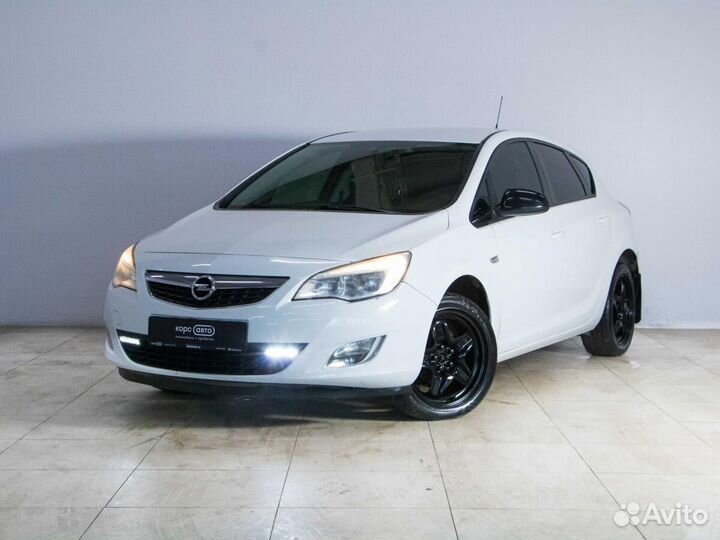 Opel Astra 1.4 AT, 2011, 135 246 км