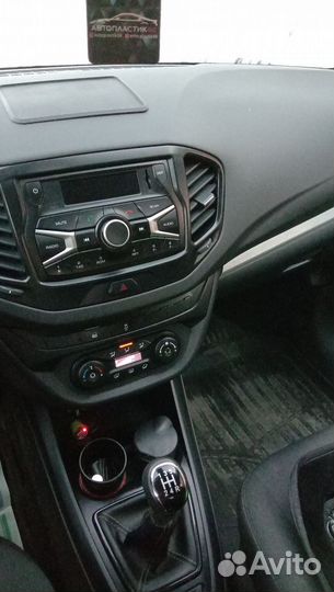 LADA Vesta 1.6 МТ, 2016, 100 000 км