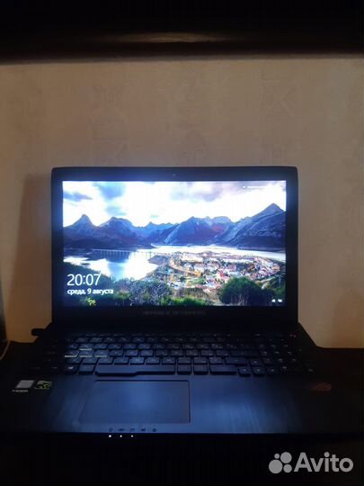 Продам игровой ноутбук asus Strix GL553VE