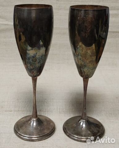 Прекрасные серебряные бокалы. 