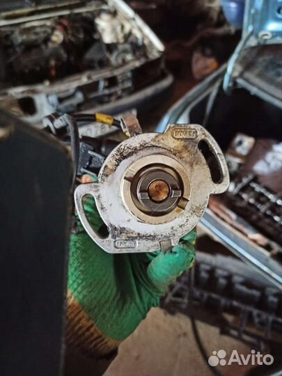 Трамблер volkswagen passat b3 9a 2л