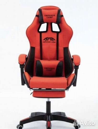 Игровое компьютерное кресло